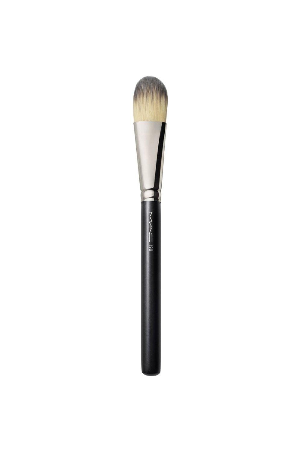 190 Flat Foundation Brush