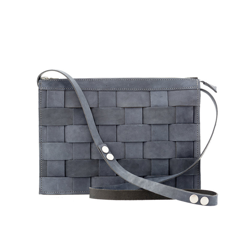 Eduards – Näver Small Leather Shoulder Bag In Oily Navy