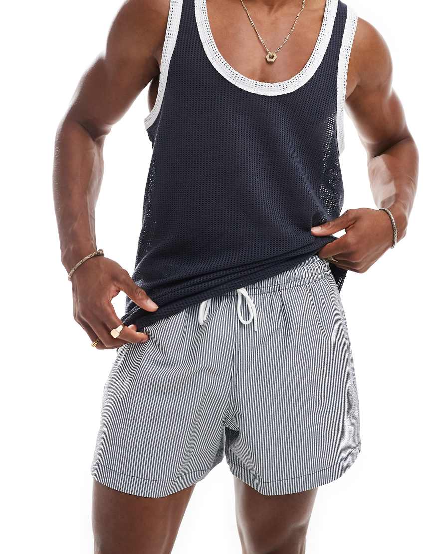 Abercrombie & Fitch 5inch Pull On Seersucker Stripe Swim Shorts In White/black