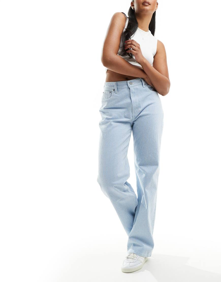 Abercrombie & Fitch Curve Love 90s Relaxed Fit Jean In Blue And White Stripe
